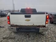 ✅ 2007 Chevrolet Silverado 2500HD 2LT • VIN: 1GCHK23617F538187 • Lot: 93531755. Wystawiony na Copart z przebiegiem 323 641 mil. Bezpłatny archiwum sprzedaży aukcyjnych z USA i szczegółowy raport historii pojazdu na DreamBid. Zdjęcie 6.