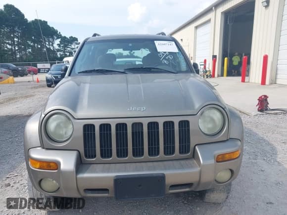 ✅ 2004 Jeep Liberty Limited • VIN: 1J4GK58K74W204870 • Лот: 42607147. Опубликован ранее на IAAI с пробегом 185 540 миль. Бесплатный доступ к архиву аукционных продаж из США и подробный отчёт об истории автомобиля на DreamBid. Изображение 6.