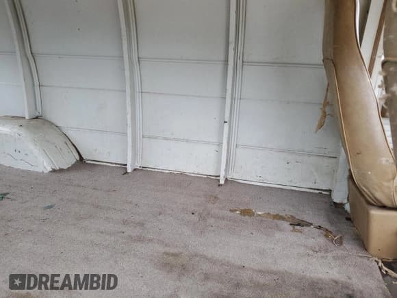 ✅ 1986 Chevrolet Chevy Van • VIN: 1GCEG25N0G7172290 • Лот: 84010474. Опубликован ранее на Copart с пробегом 90 574 миль. Бесплатный доступ к архиву аукционных продаж из США и подробный отчёт об истории автомобиля на DreamBid. Изображение 11.