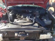 ✅ 1996 Chevrolet S-10 LS • VIN: 1GCCS19X5T8135462 • Лот: 86870024. Опубликован ранее на Copart с пробегом 217 521 миль. Бесплатный доступ к архиву аукционных продаж из США и подробный отчёт об истории автомобиля на DreamBid. Изображение 13.