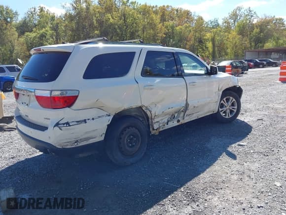 ✅ 2011 Dodge Durango Crew • VIN: 1D4RE4GG2BC693581 • Lot: 43361693. Wystawiony na IAAI z przebiegiem 190 509 mil. Bezpłatny archiwum sprzedaży aukcyjnych z USA i szczegółowy raport historii pojazdu na DreamBid. Zdjęcie 4.
