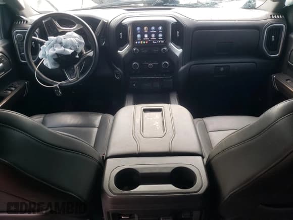 ✅ 2021 Chevrolet Silverado 1500 LT Trail Boss • VIN: 3GCPYFED9MG295722 • Lot: 70243144. Wystawiony na Copart z przebiegiem 76 753 mil. Bezpłatny archiwum sprzedaży aukcyjnych z USA i szczegółowy raport historii pojazdu na DreamBid. Zdjęcie 8.