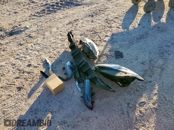 ✅ 2015 Lincoln MKZ • VIN: 3LN6L2MK6FR622759 • Лот: 91408095. Опубликован ранее на Copart с пробегом 98 676 миль. Бесплатный доступ к архиву аукционных продаж из США и подробный отчёт об истории автомобиля на DreamBid. Изображение 12.