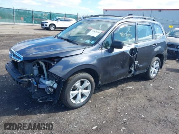 ✅ 2016 Subaru Forester 2.5i • VIN: JF2SJABC6GH427053 • Lot: 41847680. Wystawiony na IAAI z przebiegiem 117 557 mil. Bezpłatny archiwum sprzedaży aukcyjnych z USA i szczegółowy raport historii pojazdu na DreamBid. Zdjęcie 2.