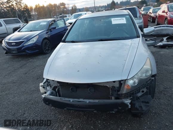 ✅ 2010 Honda Accord LX • VIN: 1HGCP2F30AA094710 • Lot: 43669898. Listed on IAAI with 162,079 mi. Free auction sales archive from the USA and detailed vehicle history report at DreamBid. Image 6.