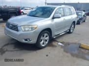 ✅ 2010 Toyota Highlander Limited • VIN: JTEYK3EH8A2097494 • Лот: 41516578. Опубликован ранее на IAAI с пробегом 216 077 миль. Бесплатный доступ к архиву аукционных продаж из США и подробный отчёт об истории автомобиля на DreamBid. Изображение 2.