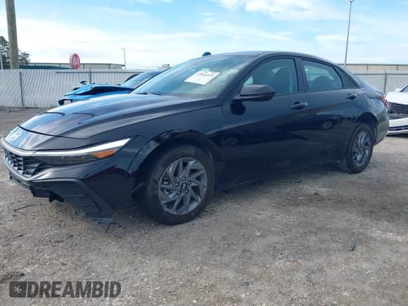 2024 Hyundai Elantra SEL с VIN KMHLM4DG3RU829078, выставлен на аукционе IAAI как лот 43141419 с пробегом 6 334 миль миль и . История ставок и продаж доступна на DreamBid. Изображение 17.