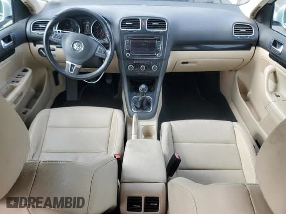 ✅ 2014 Volkswagen Jetta TDI • VIN: 3VWML7AJ3EM626281 • Lot: 87455765. Wystawiony na Copart z przebiegiem 168 716 mil. Bezpłatny archiwum sprzedaży aukcyjnych z USA i szczegółowy raport historii pojazdu na DreamBid. Zdjęcie 8.