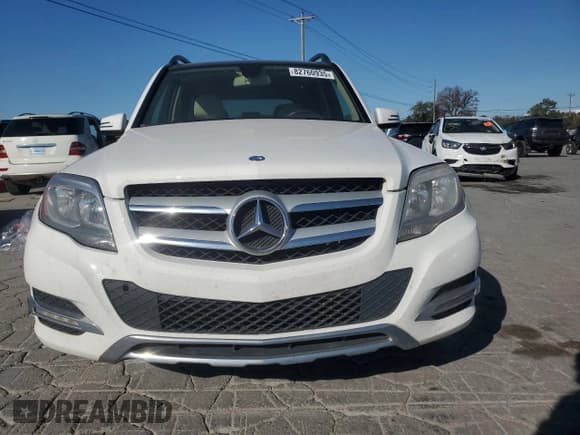 ✅ 2015 Mercedes-Benz GLK 350 • VIN: WDCGG5HB9FG415244 • Лот: 82760935. Опубликован ранее на Copart с пробегом 140 292 миль. Бесплатный доступ к архиву аукционных продаж из США и подробный отчёт об истории автомобиля на DreamBid. Изображение 5.