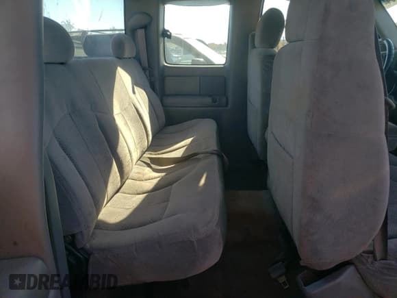 ✅ 2000 Chevrolet Silverado 1500 LS • VIN: 2GCEC19T0Y1141389 • Лот: 77628604. Опубликован ранее на Copart с пробегом 325 624 миль. Бесплатный доступ к архиву аукционных продаж из США и подробный отчёт об истории автомобиля на DreamBid. Изображение 10.