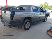 ✅ 2003 Chevrolet Avalanche • VIN: 3GNEC13T53G192743 • Lot: 43525783. Listed on IAAI with 166,217 mi. Free auction sales archive from the USA and detailed vehicle history report at DreamBid. Image 4.