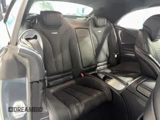 ✅ 2017 Mercedes-Benz S 63 AMG • VIN: WDDXK7JB8HA019473 • Лот: 93380135. Опубликован ранее на Copart с пробегом 70 310 миль. Бесплатный доступ к архиву аукционных продаж из США и подробный отчёт об истории автомобиля на DreamBid. Изображение 6.