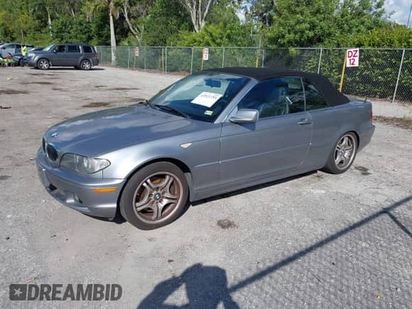 2006 BMW 3 Series 330Ci with VIN WBABW53406PL54200, listed as a IAAI auction lot 43521755 with 88,200 mi miles and . Bid and sale history available at DreamBid. Image 2.