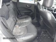 ✅ 2019 Jeep Compass Latitude • VIN: 3C4NJDBB0KT850712 • Lot: 42392007. Listed on IAAI with 152,282 mi. Free auction sales archive from the USA and detailed vehicle history report at DreamBid. Image 8.