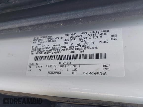 ✅ 2023 Ford Transit Cargo • VIN: 1FTBR1X88PKB01513 • Lot: 42496329. Wystawiony na IAAI z przebiegiem 65 621 mil. Bezpłatny archiwum sprzedaży aukcyjnych z USA i szczegółowy raport historii pojazdu na DreamBid. Zdjęcie 9.