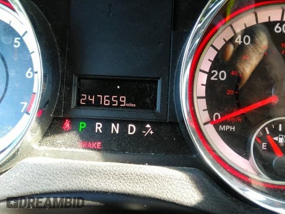 ✅ 2017 Dodge Grand Caravan SE • VIN: 2C4RDGBG0HR767976 • Lot: 41830857. Wystawiony na IAAI z przebiegiem 247 659 mil. Bezpłatny archiwum sprzedaży aukcyjnych z USA i szczegółowy raport historii pojazdu na DreamBid. Zdjęcie 15.