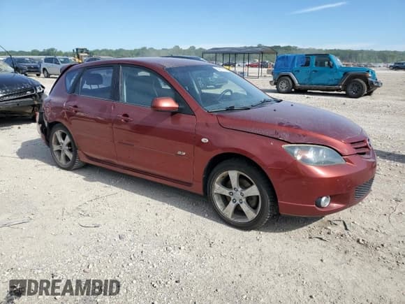 ✅ 2006 Mazda 3 s • VIN: JM1BK143261479764 • Lot: 63017855. Listed on Copart with 286,391 mi. Free auction sales archive from the USA and detailed vehicle history report at DreamBid. Image 4.