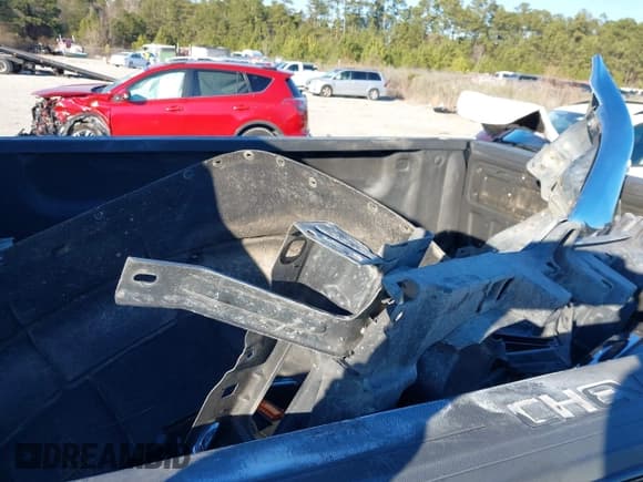 ✅ 2015 Chevrolet Silverado 2500HD LTZ • VIN: 1GC1KWE82FF138158 • Lot: 41369180. Listed on IAAI with 268,501 mi. Free auction sales archive from the USA and detailed vehicle history report at DreamBid. Image 12.