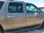 ✅ 2011 Chevrolet Suburban LT • VIN: 1GNSCJE03BR396610 • Lot: 42348029. Listed on IAAI with 249,280 mi. Free auction sales archive from the USA and detailed vehicle history report at DreamBid. Image 13.