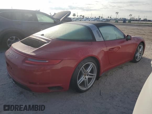 ✅ 2017 Porsche 911 4 • VIN: WP0BA2A99HS132236 • Lot: 76339244. Listed on Copart with Not provided. Free auction sales archive from the USA and detailed vehicle history report at DreamBid. Image 3.