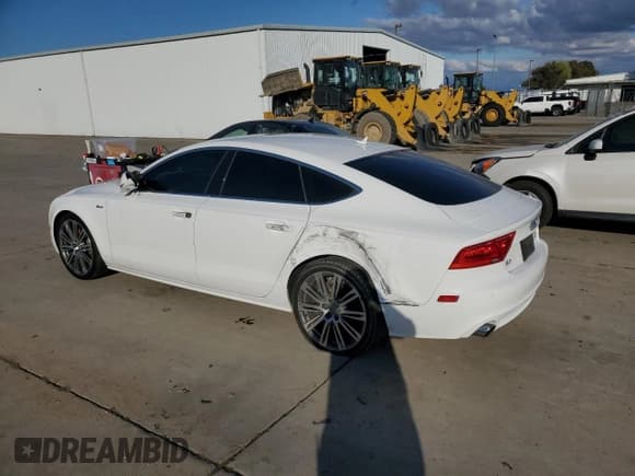 ✅ 2014 Audi A7 Premium Plus • VIN: WAUWGAFC7EN125906 • Lot: 86615005. Listed on Copart with 137,466 mi. Free auction sales archive from the USA and detailed vehicle history report at DreamBid. Image 2.