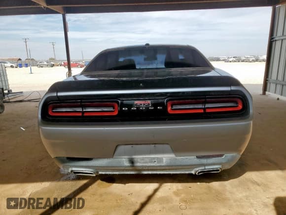 ✅ 2016 Dodge Challenger SXT • VIN: 2C3CDZAG4GH290352 • Lot: 93143555. Listed on Copart with 163,616 mi. Free auction sales archive from the USA and detailed vehicle history report at DreamBid. Image 6.