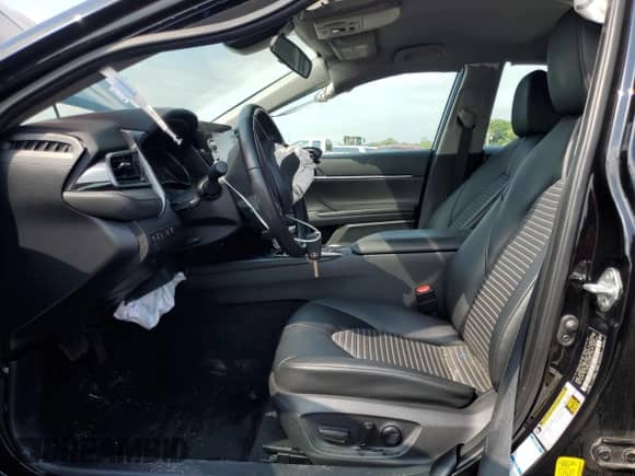 2021 Toyota Camry SE с VIN 4T1G11BK9MU025473, выставлен на аукционе Copart как лот 65742085 с пробегом 73 972 миль миль и Списание • Salvage title. История ставок и продаж доступна на DreamBid. Изображение 7.