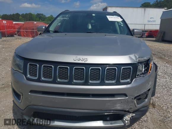 ✅ 2018 Jeep Compass Limited • VIN: 3C4NJDCB7JT210770 • Lot: 42076189. Listed on IAAI with 159,083 mi. Free auction sales archive from the USA and detailed vehicle history report at DreamBid. Image 12.