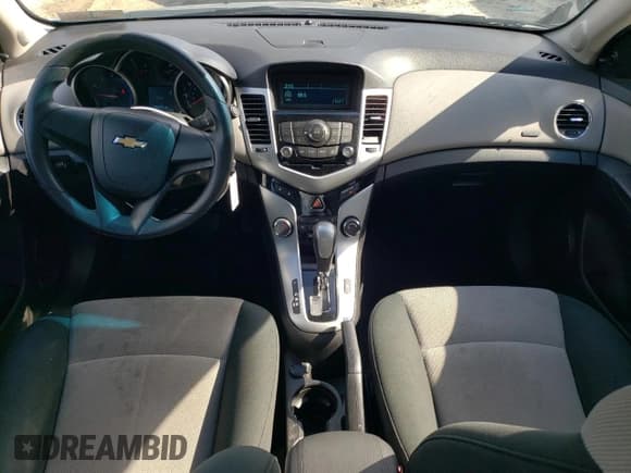 ✅ 2011 Chevrolet Cruze LS • VIN: 1G1PC5SH6B7240534 • Lot: 86092295. Wystawiony na Copart z przebiegiem 118 708 mil. Bezpłatny archiwum sprzedaży aukcyjnych z USA i szczegółowy raport historii pojazdu na DreamBid. Zdjęcie 8.