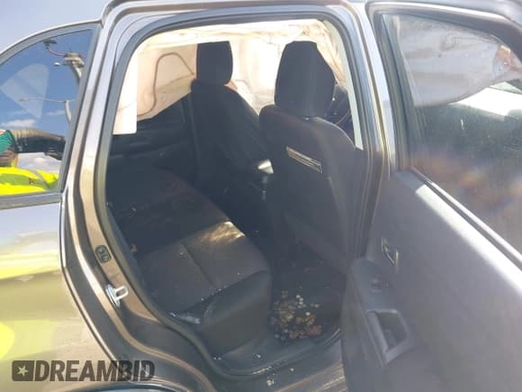 ✅ 2018 Mitsubishi Outlander ES • VIN: JA4AP3AU2JZ027727 • Lot: 43492748. Wystawiony na IAAI z przebiegiem 158 616 mil. Bezpłatny archiwum sprzedaży aukcyjnych z USA i szczegółowy raport historii pojazdu na DreamBid. Zdjęcie 8.