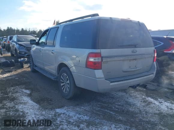 ✅ 2015 Ford Expedition Max XLT • VIN: 1FMJK1JT0FEF44003 • Lot: 41343360. Listed on IAAI with 155,586 mi. Free auction sales archive from the USA and detailed vehicle history report at DreamBid. Image 3.