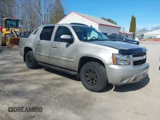 ✅ 2007 Chevrolet Avalanche LTZ • VIN: 3GNFK12357G123484 • Lot: 41881886. Listed on IAAI with 181,223 mi. Free auction sales archive from the USA and detailed vehicle history report at DreamBid. Image 1.