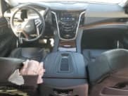 ✅ 2020 Cadillac Escalade Luxury • VIN: 1GYS4BKJ9LR194374 • Лот: 87488405. Опубликован ранее на Copart с пробегом 57 715 миль. Бесплатный доступ к архиву аукционных продаж из США и подробный отчёт об истории автомобиля на DreamBid. Изображение 8.