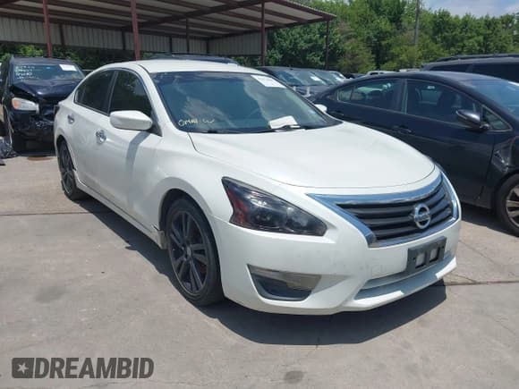 ✅ 2013 Nissan Altima SL • VIN: 1N4BL3AP4DC236710 • Lot: 42674095. Listed on IAAI with 212,483 mi. Free auction sales archive from the USA and detailed vehicle history report at DreamBid. Image 1.