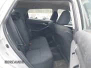 ✅ 2010 Toyota Matrix • VIN: 2T1KU4EE3AC274566 • Lot: 42201701. Wystawiony na IAAI z przebiegiem 107 108 mil. Bezpłatny archiwum sprzedaży aukcyjnych z USA i szczegółowy raport historii pojazdu na DreamBid. Zdjęcie 8.