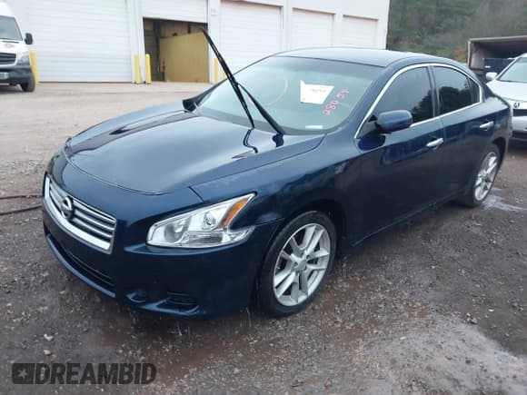 ✅ 2014 Nissan Maxima S • VIN: 1N4AA5AP1EC493564 • Лот: 43728059. Опубликован ранее на IAAI с пробегом 165 328 миль. Бесплатный доступ к архиву аукционных продаж из США и подробный отчёт об истории автомобиля на DreamBid. Изображение 2.