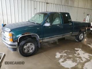 ✅ 1998 Chevrolet Silverado 1500 • VIN: 1GCEK19M0WE242522 • Lot: 60327915. Listed on Copart with 259,433 mi. Free auction sales archive from the USA and detailed vehicle history report at DreamBid. Image 1.