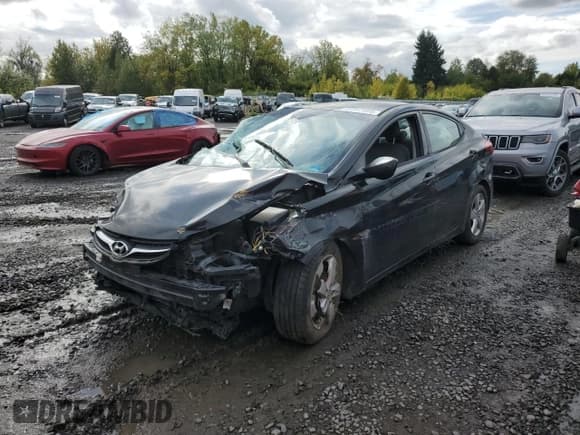 ✅ 2013 Hyundai Elantra GLS • VIN: 5NPDH4AE9DH343605 • Lot: 84947045. Listed on Copart with 160,200 mi. Free auction sales archive from the USA and detailed vehicle history report at DreamBid. Image 1.