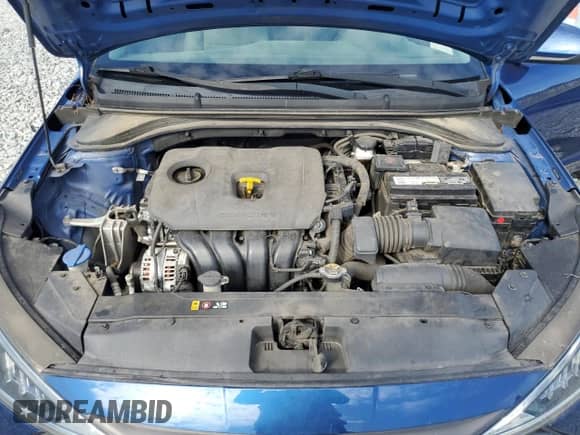 2020 Hyundai Elantra SE with VIN 5NPD74LF2LH512502, listed as a Copart auction lot 81478145 with 176,691 mi miles and Salvage title. Bid and sale history available at DreamBid. Image 11.