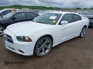 ✅ 2014 Dodge Charger SXT • VIN: 2C3CDXHGXEH207546 • Lot: 42204631. Wystawiony na IAAI z przebiegiem 160 240 mil. Bezpłatny archiwum sprzedaży aukcyjnych z USA i szczegółowy raport historii pojazdu na DreamBid. Zdjęcie 2.