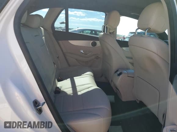 ✅ 2021 Mercedes-Benz GLC 300 • VIN: W1N0G8DB1MV320984 • Lot: 91215145. Listed on Copart with 29,072 mi. Free auction sales archive from the USA and detailed vehicle history report at DreamBid. Image 10.