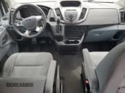 ✅ 2017 Ford Transit XL • VIN: 1FBZX2ZMXHKB12894 • Lot: 66278195. Wystawiony na Copart z przebiegiem 75 199 mil. Bezpłatny archiwum sprzedaży aukcyjnych z USA i szczegółowy raport historii pojazdu na DreamBid. Zdjęcie 8.