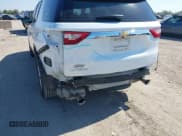 ✅ 2020 Chevrolet Traverse LT Cloth • VIN: 1GNERGKW4LJ115132 • Лот: 43346660. Опубликован ранее на IAAI с пробегом 61 404 миль. Бесплатный доступ к архиву аукционных продаж из США и подробный отчёт об истории автомобиля на DreamBid. Изображение 6.