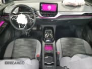 ✅ 2022 Volkswagen ID.4 Pro • VIN: WVGJNPE27NP039994 • Lot: 48827605. Listed on Copart with 28,806 mi. Free auction sales archive from the USA and detailed vehicle history report at DreamBid. Image 8.
