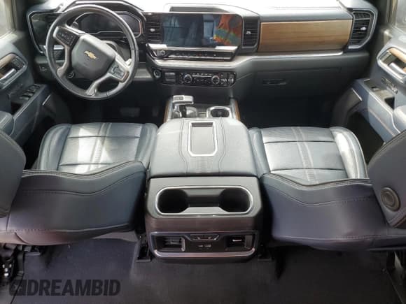 ✅ 2022 Chevrolet Silverado 1500 High Country • VIN: 3GCPAFED2NG526157 • Лот: 47562835. Опубликован ранее на Copart с пробегом 38 004 миль. Бесплатный доступ к архиву аукционных продаж из США и подробный отчёт об истории автомобиля на DreamBid. Изображение 8.