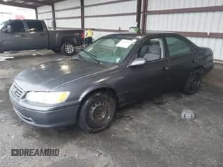 ✅ 2000 Toyota Camry CE • VIN: 4T1BG22K3YU736347 • Lot: 43828964. Listed on IAAI with 153,736 mi. Free auction sales archive from the USA and detailed vehicle history report at DreamBid. Image 2.