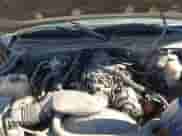 ✅ 2001 Chevrolet Silverado 1500 LS • VIN: 2GCEK19TX11120011 • Lot: 43585666. Wystawiony na IAAI z przebiegiem 249 637 mil mil. Skorzystaj z bezpłatnego archiwum sprzedaży aukcyjnych z USA i zobacz szczegółowy raport historii pojazdu na DreamBid. Zdjęcie 10.