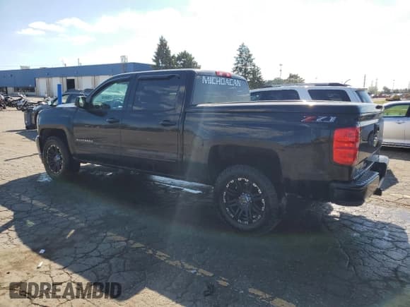 ✅ 2018 Chevrolet Silverado 1500 LT • VIN: 3GCUKREC3JG167209 • Лот: 84372035. Опубликован ранее на Copart с пробегом 110 506 миль. Бесплатный доступ к архиву аукционных продаж из США и подробный отчёт об истории автомобиля на DreamBid. Изображение 2.