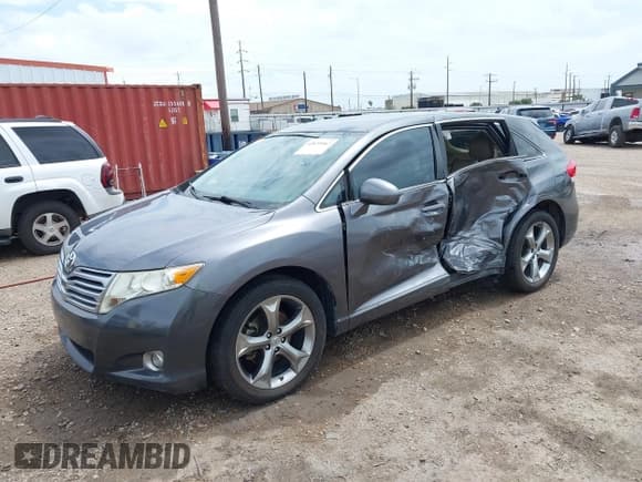 ✅ 2010 Toyota Venza • VIN: 4T3ZK3BB4AU032593 • Lot: 42659962. Listed on IAAI with 170,653 mi. Free auction sales archive from the USA and detailed vehicle history report at DreamBid. Image 19.