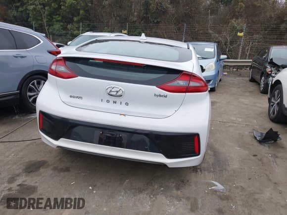 ✅ 2017 Hyundai Ioniq Limited • VIN: KMHC05LC1HU028776 • Lot: 41600718. Wystawiony na IAAI z przebiegiem 113 148 mil. Bezpłatny archiwum sprzedaży aukcyjnych z USA i szczegółowy raport historii pojazdu na DreamBid. Zdjęcie 16.